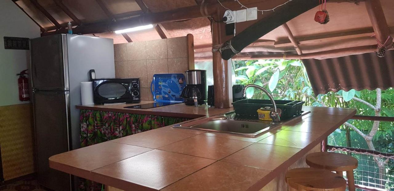 Location " La Pirogue " Maison D'Hotes A Moorea Haapiti ภายนอก รูปภาพ